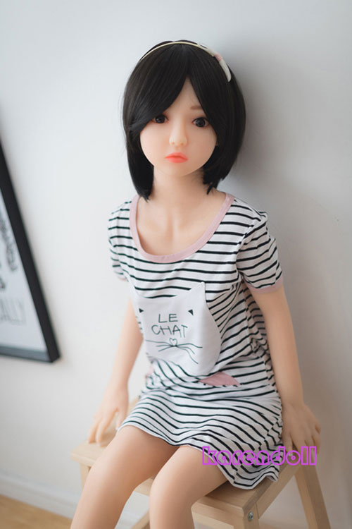 TPEドール125センチ可愛い人形