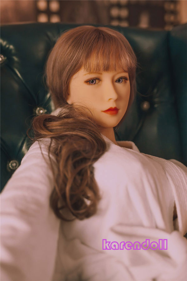 晚香玉 Bezlya セックスドール