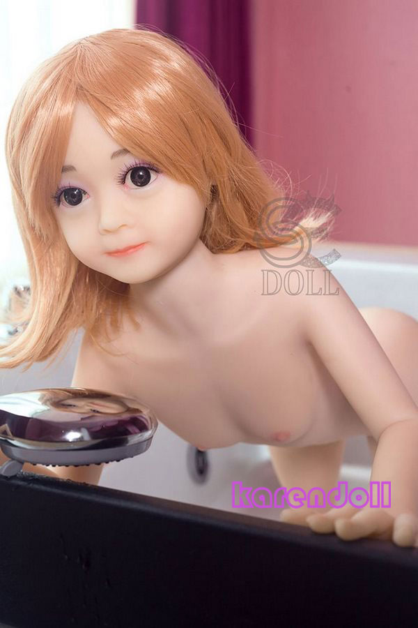 Moani  doll