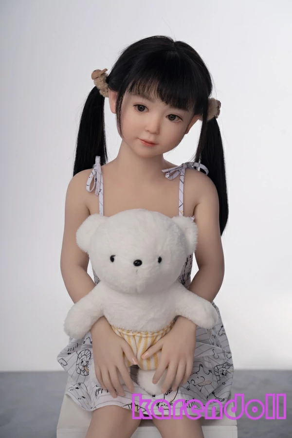 １０代ラブドール由梨
