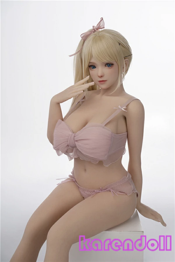 巨乳セックスドール美桜子