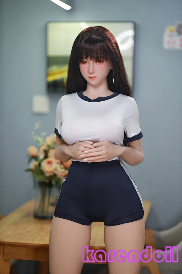 ティファ バスト