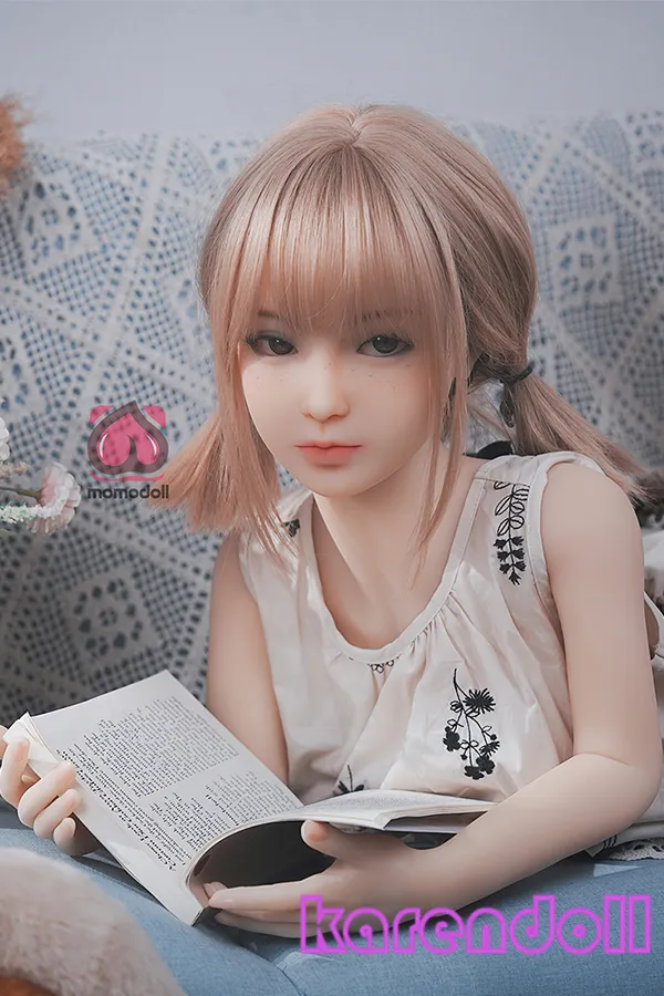 モモドール 麻衣子