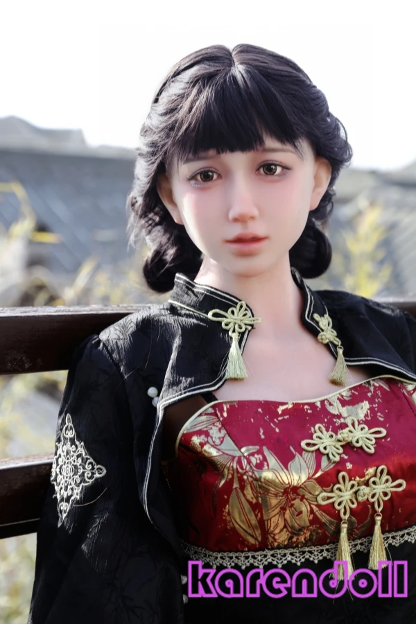 ドール 人形 不思議な少女