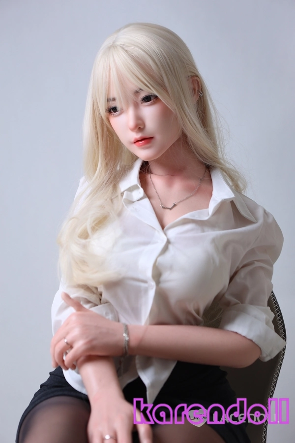 ラブドール 巨乳 夏沫