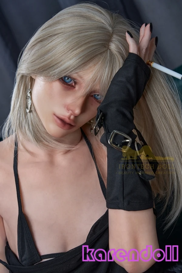人形 ラブドール Minus 入れ墨