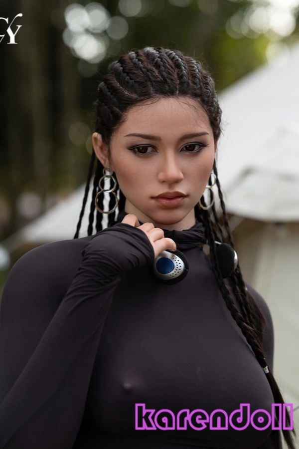 Amber 淑女 ドール 美乳