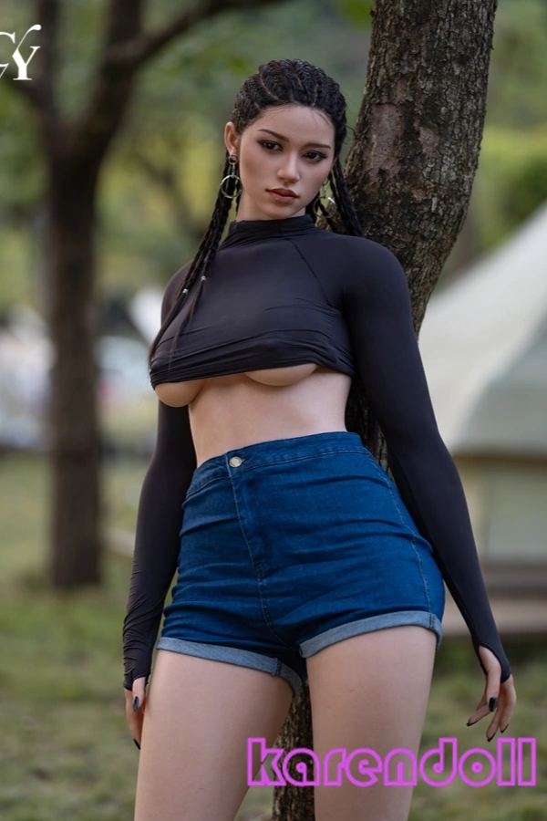 Amber 美乳 美脚 ドール