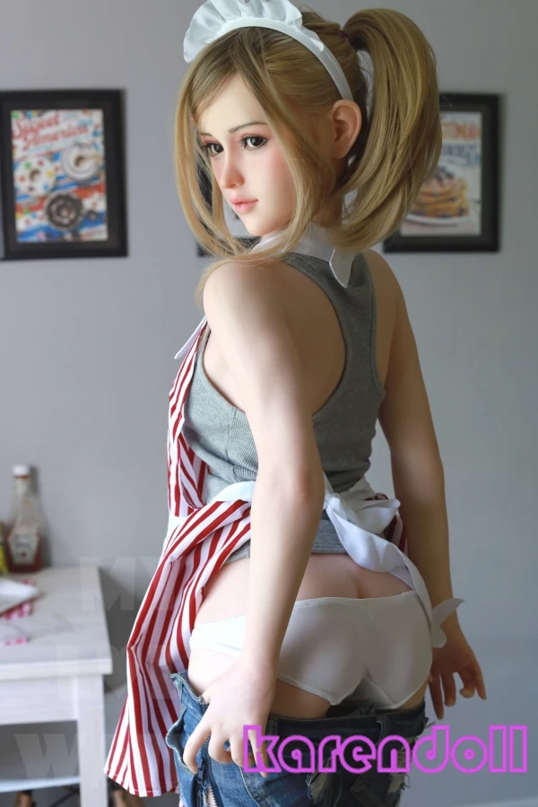 高級ダッチワイフArisa