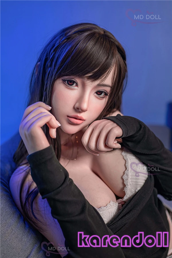 Doreen 彼女 ラブドール 若さ溢れる