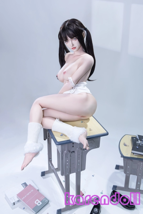 偉い ラブドール Linn ルーズソックス