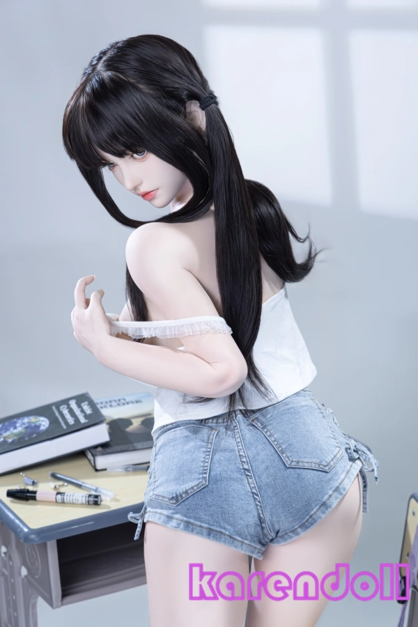 Linn 等身 大 ダッチワイフ ルーズソックス