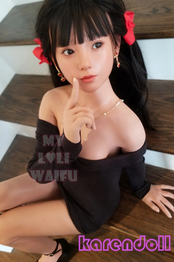 Momo 上品 淑女 ドール