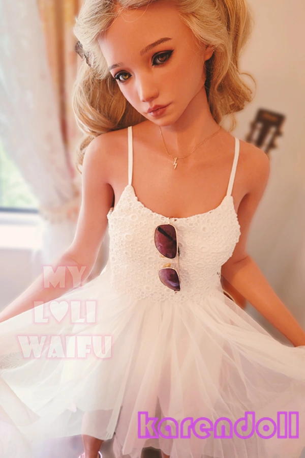 おしゃれ 人形 Tina 若さ溢れる