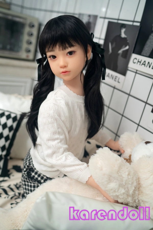 GB05 美人 ラブドール 大人しい