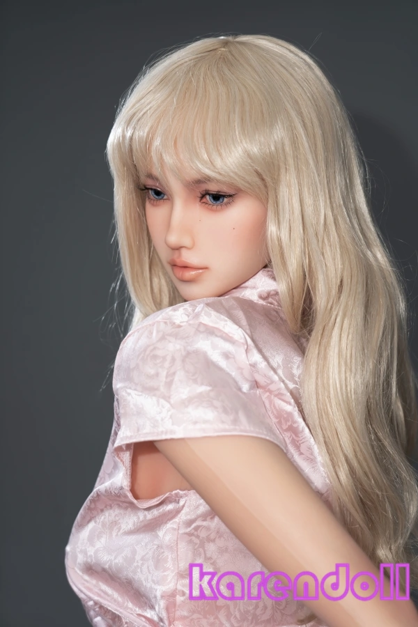 女性らしい ラブドール lvya 魅力的