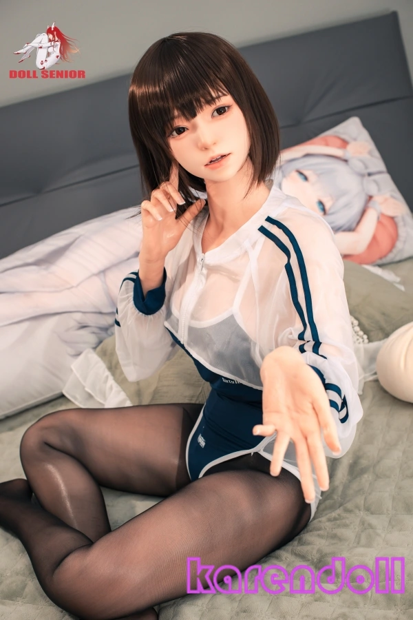 女性らしい ラブドール D cup 細腰