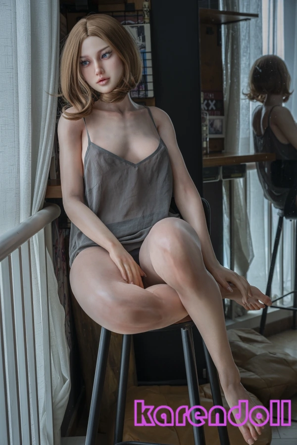 伊维娅 人妻 ラブドール メリハリ