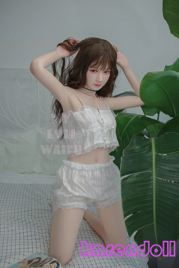 細腰 ラブドール ルナ 若さ溢れる