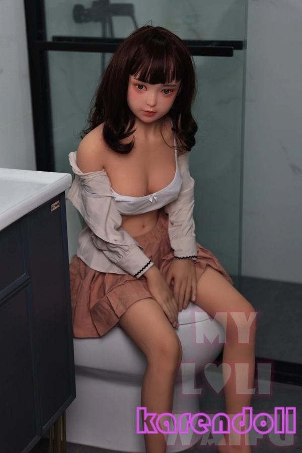 女性らしい ラブドール KISA 細腰