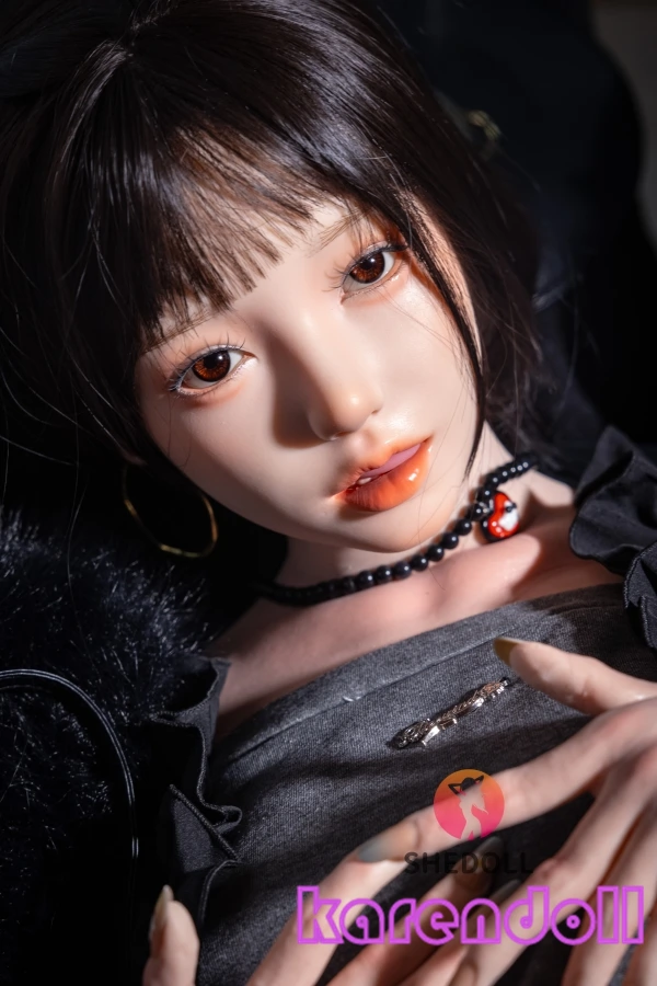 芷沅 映える 綺麗系 ドール