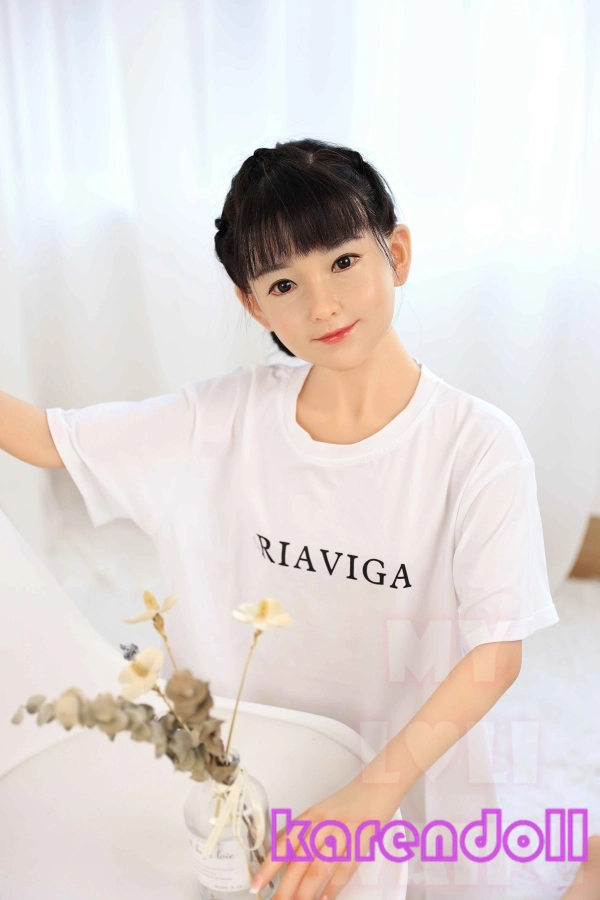 女性らしい ラブドール RENA 魅力