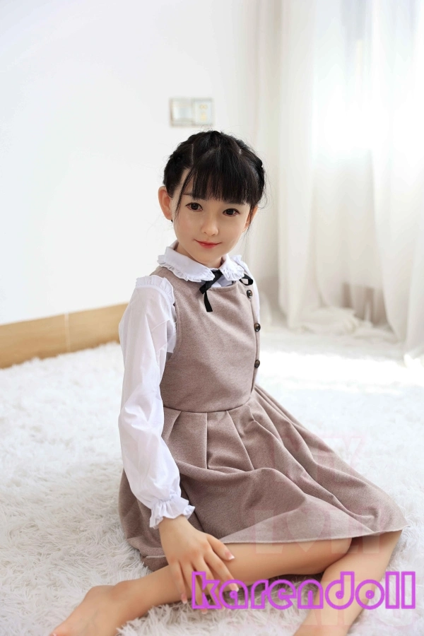 RENA 女性らしい ラブドール 魅力