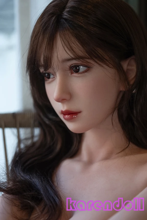 Una アイドル 人妻 ラブドール