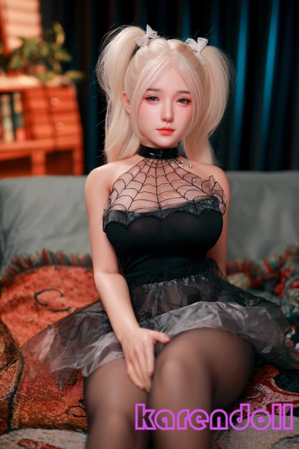 灿二 綺麗系 ラブドール まとわりつく