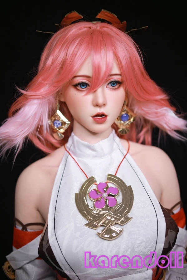 女性らしい ラブドール Miko 透明感