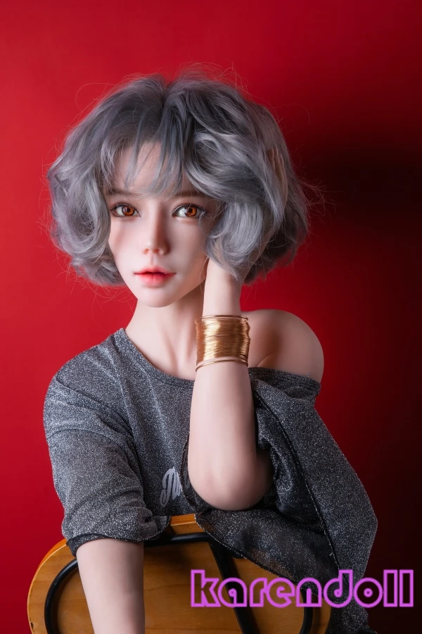 知瑶 モデル系 ラブドール 美しさ