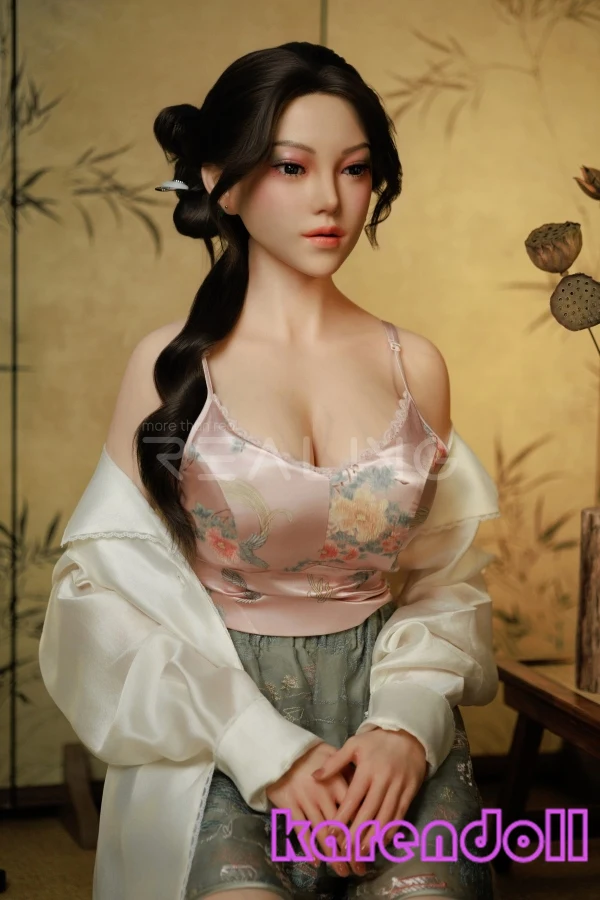 Realing 晴悠 Bride 中国製ラブドール 性感お姉さん系ダッチワイフ 166cm Mカップ 爆乳シリコン製