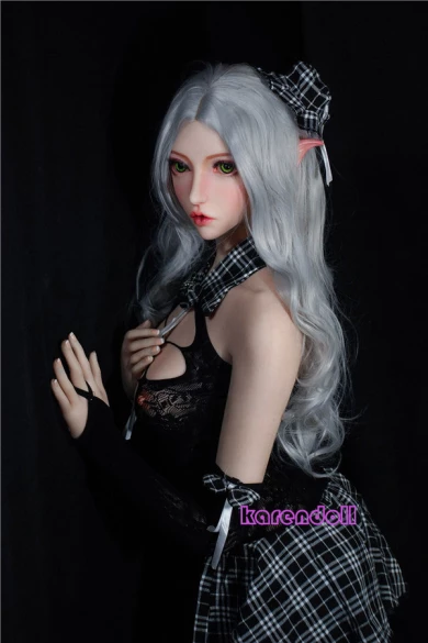大胸等身大ドール