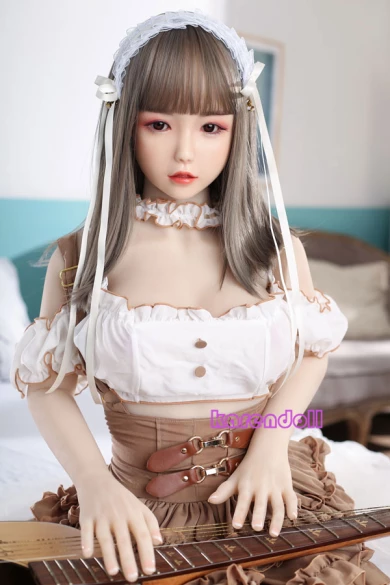 美里 等身大ドール