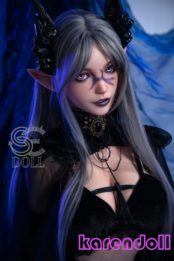 可愛い人形 異世界系 Aryana.C