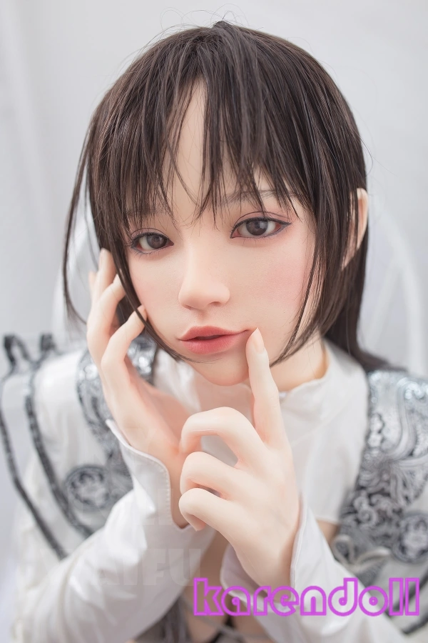 AYAKA 綺麗系 人形 白い肌