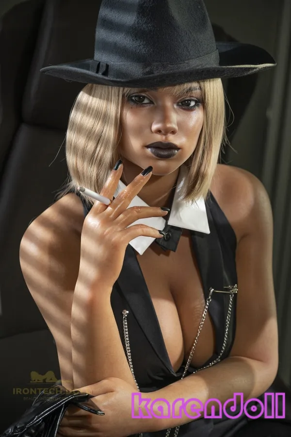 Irontech doll S55 Tyra シリコン製 164cm Eカップ ROS MAX機能付き ブラック肌色 かっこいい系 ラブドール 姉御 大人向け 等身大人形