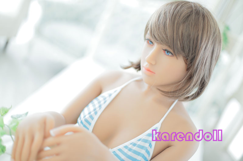 tpeラブドール