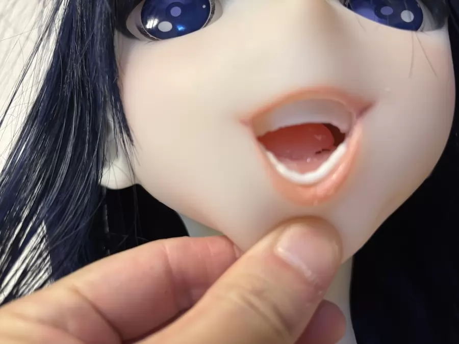 ElsaBabe ラブドール 可愛い