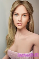 Evelyn 人妻 ラブドール 優雅