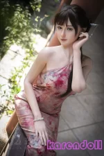 人妻 ラブドール Miho 美脚