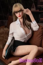 Veronica 女性らしい ラブドール TPE製