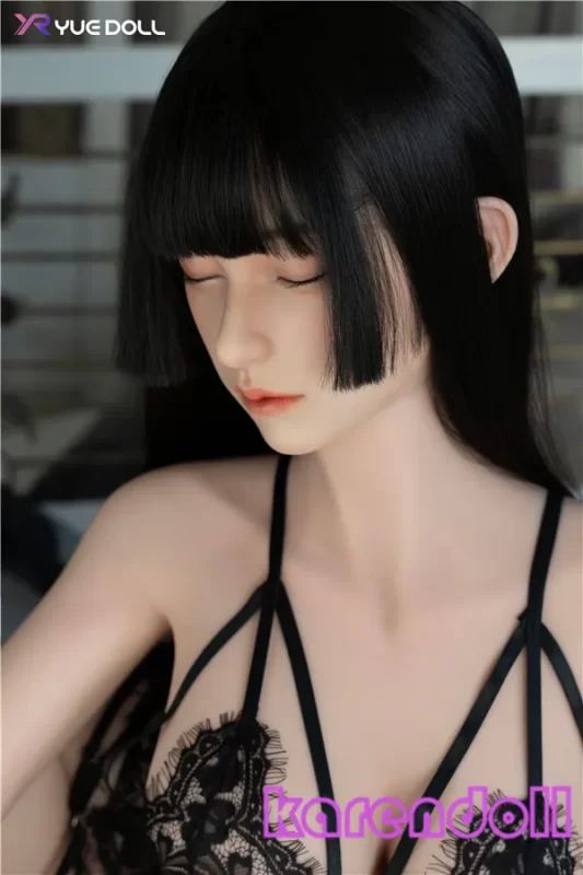 目閉じ顔 YUEDOLL 云涵