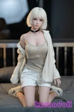 巨乳ドール 静香