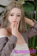 lovedoll 江小婉
